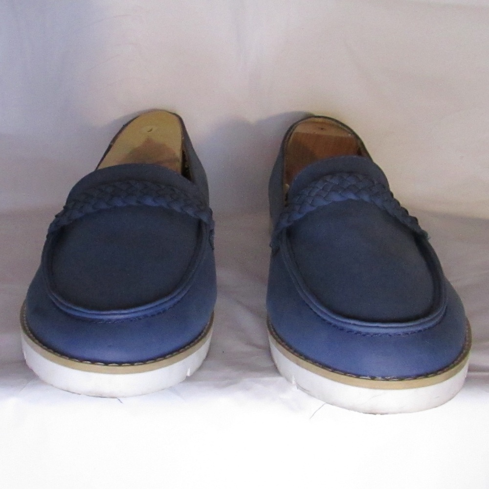 Cliffs by White Mountain Men’s Navy Loafers